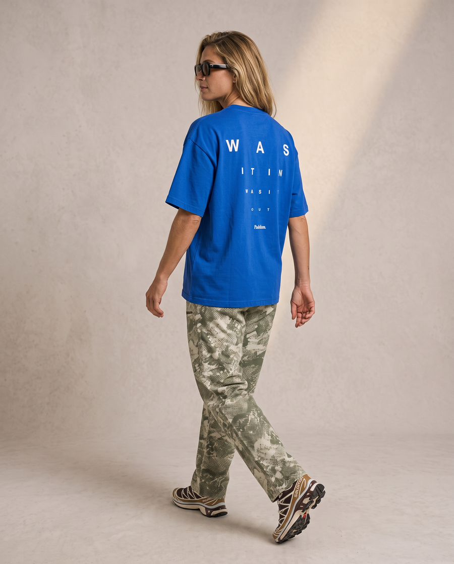 Focus Heavyweight T-shirt in Colorful Blue — female back print