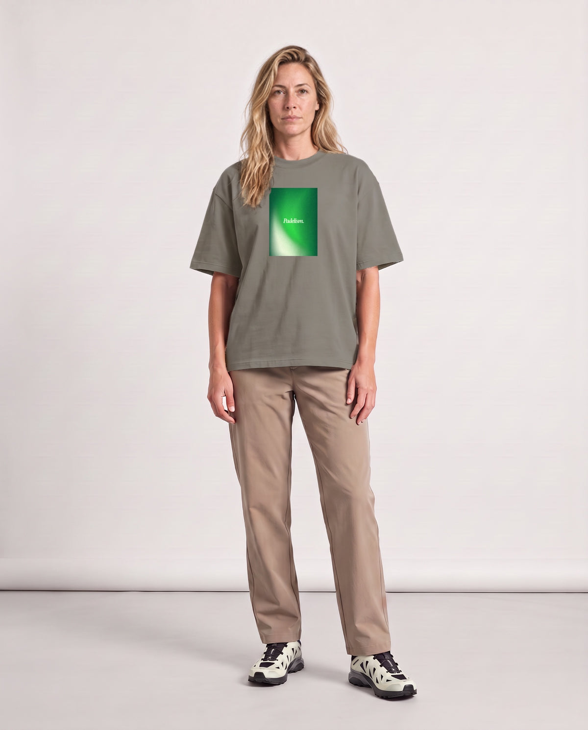 Gradient2 - Heavyweight T-Shirt in Gray Camel, worn on model, woman, front
