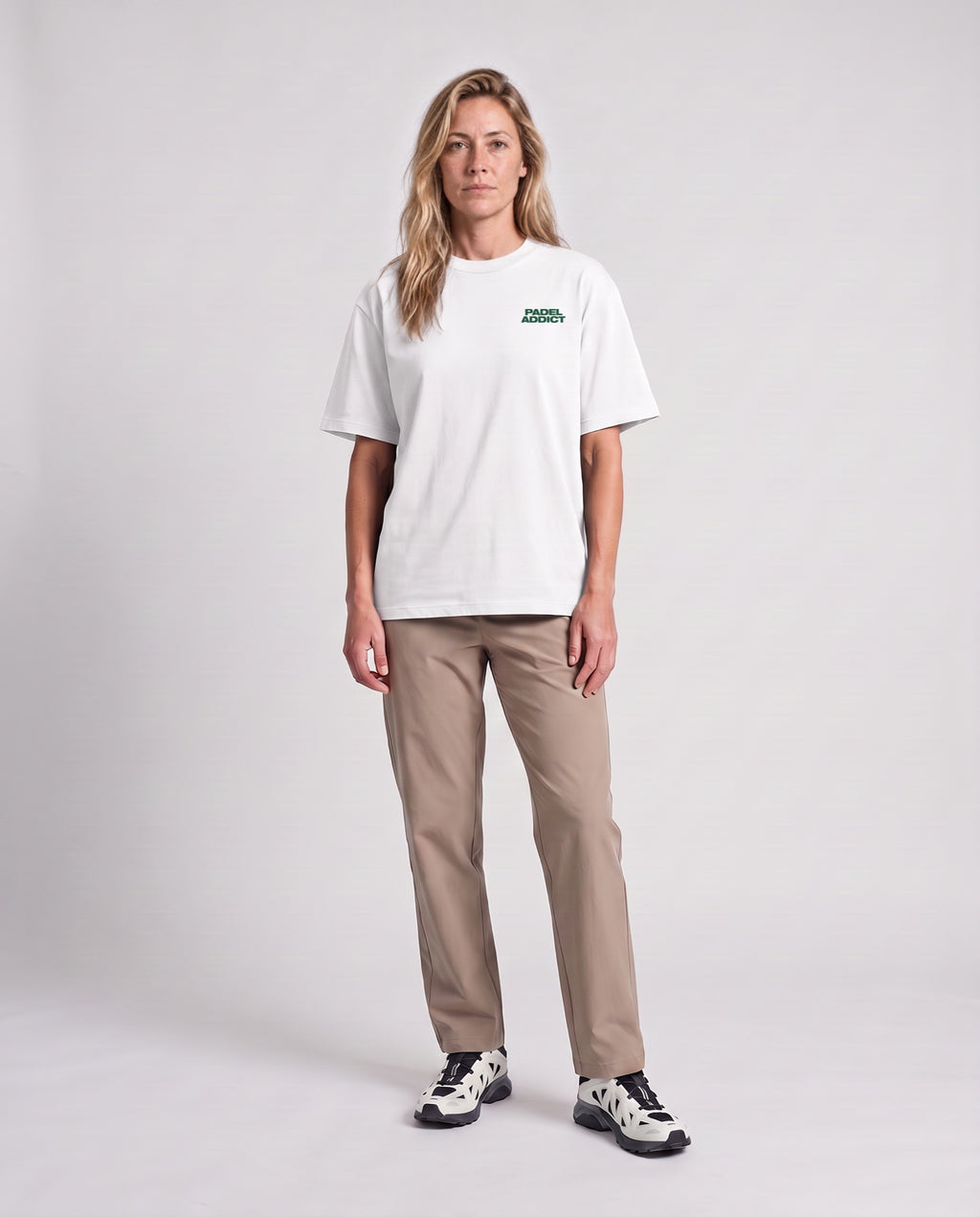 Padel Addict - Heavyweight T-Shirt in White, worn on model, woman, front