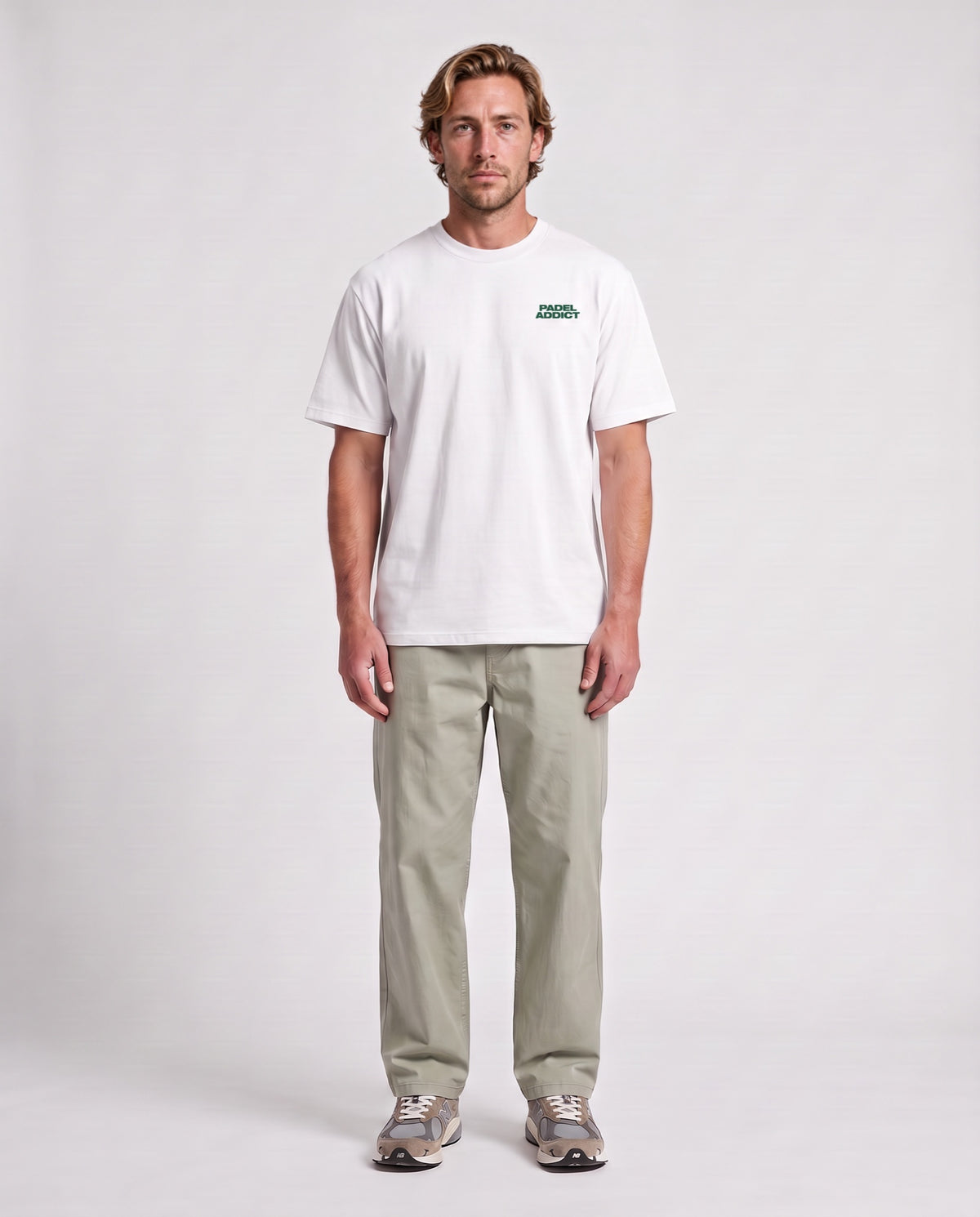 Padel Addict - Heavyweight T-Shirt in White, worn on model, man, front
